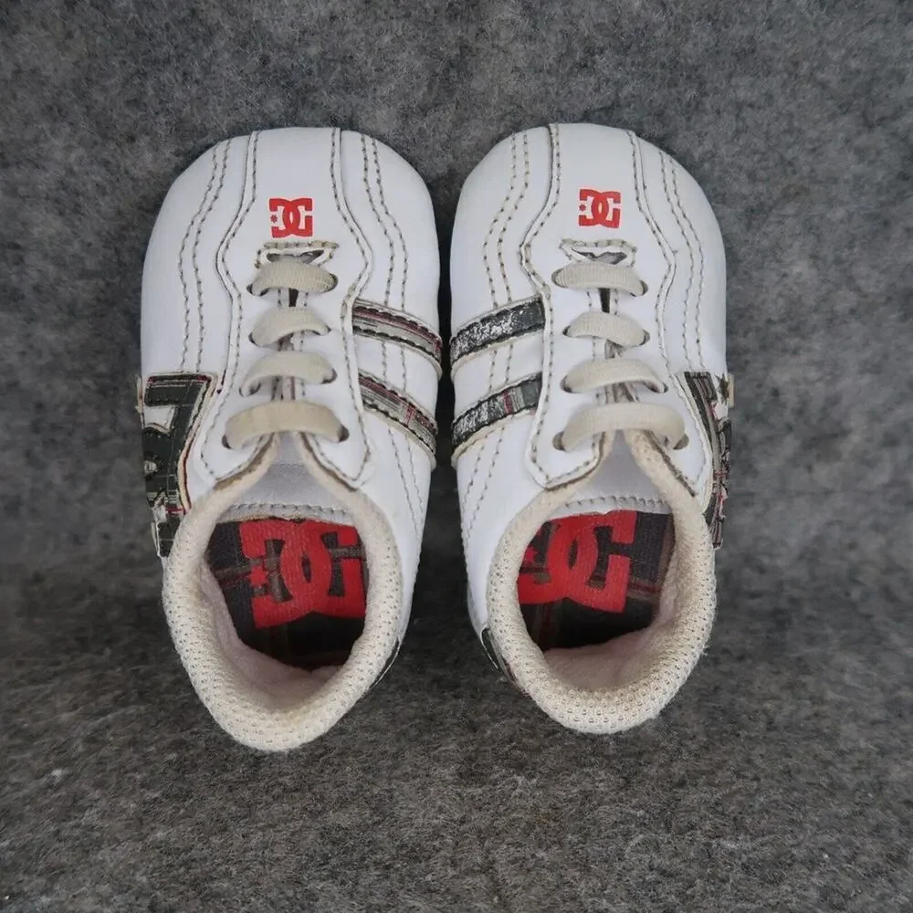 DC Shoes Infant 1 Sneaker Crib Court Graffik Fashion Trainers Baby Slip On Logo